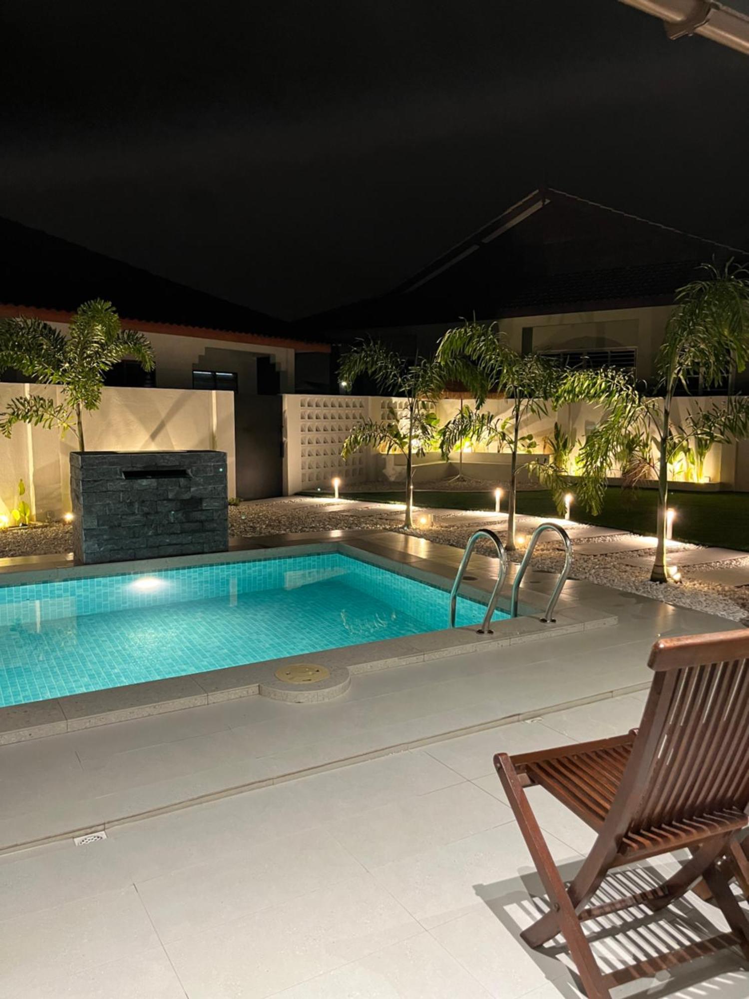 Home In Terengganu With Private Pool Kuala Terengganu Exteriér fotografie